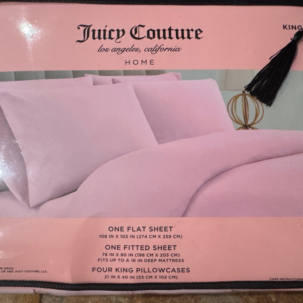 Juicy Couture Pink Bedding Sheet Set Luxurious Comfort